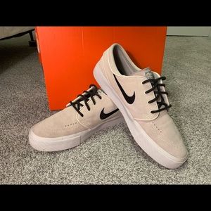 Nike Stefan Janoski custom